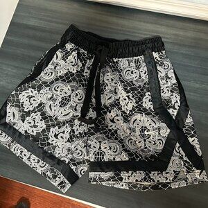 Women's Nike Floral Dri Fit Shorts Black & White Size XS EUC
